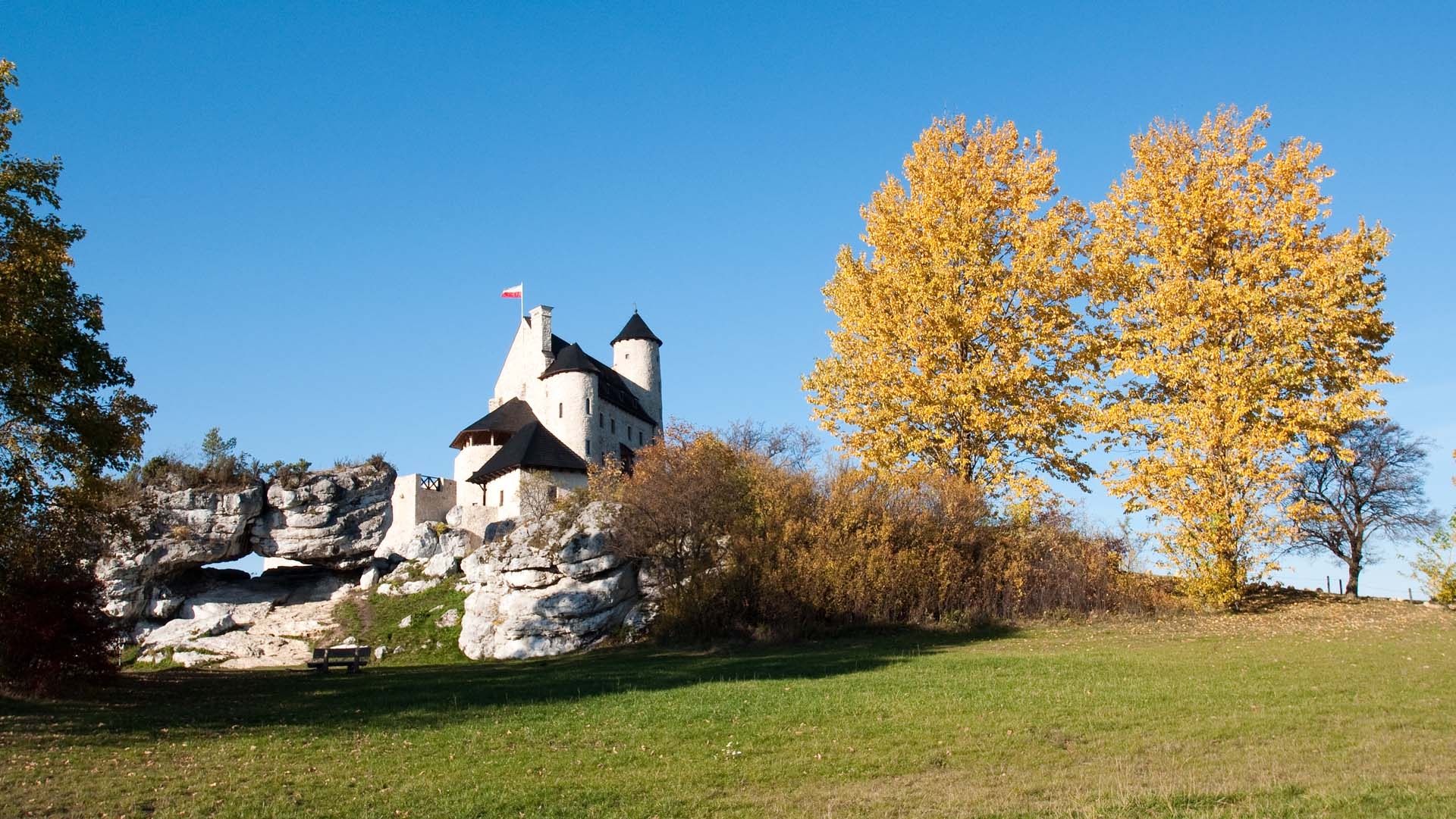 Zamek Bobolice jesienią